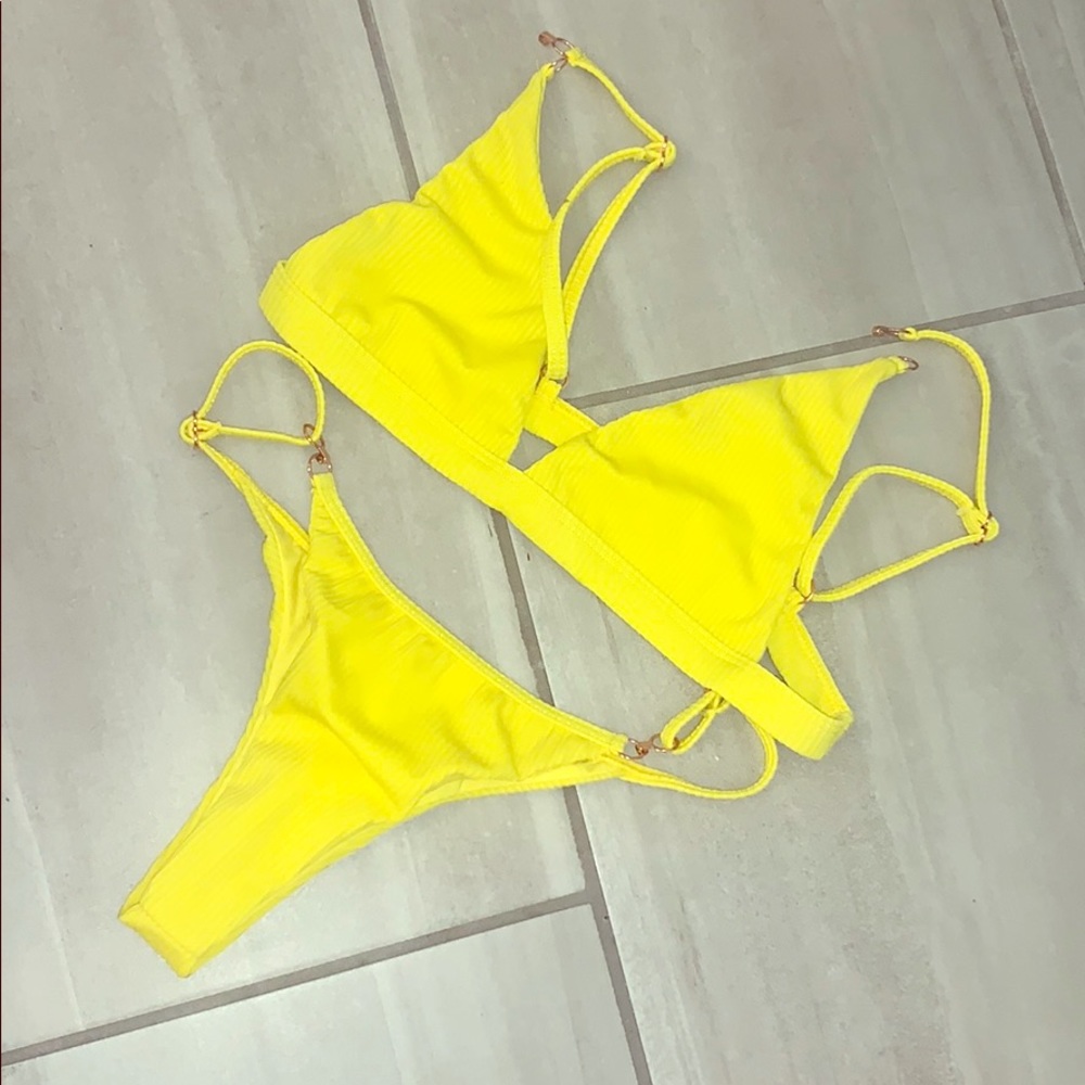 TWO PIECE MAFIA Bikini set yellow ribbed NWOT